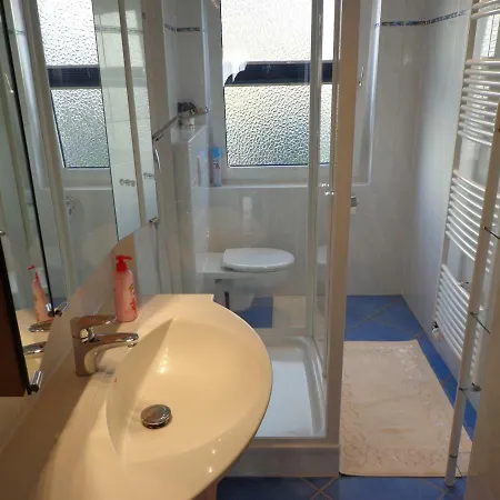 Homestay szállás Naehe Messe Laatzen-gleidingen - Agency *